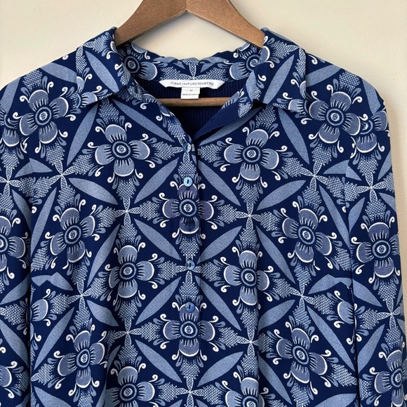 Diane Von Furstenberg Sorrel Silk Knit Dress Medium Blue Floral - Picture 3 of 10